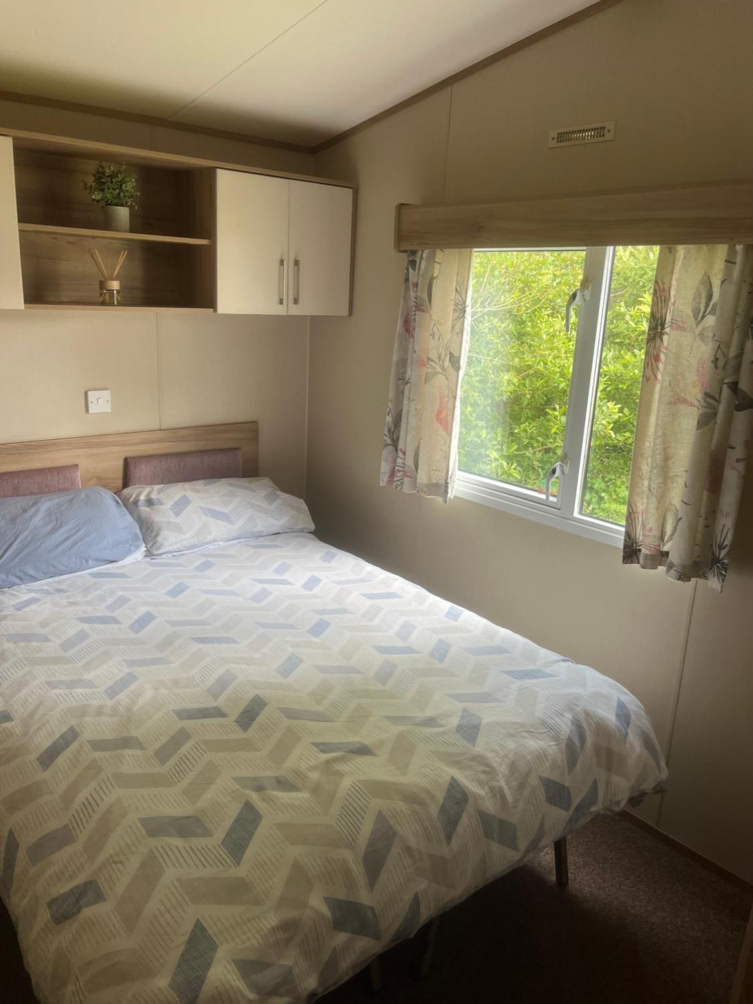 Newquay Bay Resort Oakley 6 Birth Caravan ภายนอก รูปภาพ